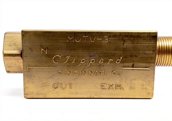 Clippard MJTV-3 3-Way Toggle Valve Enp Steel 1/8" NPT-0